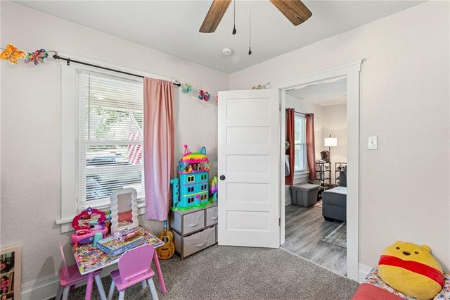 1004 Hickory Street, Excelsior Springs, MO 64024