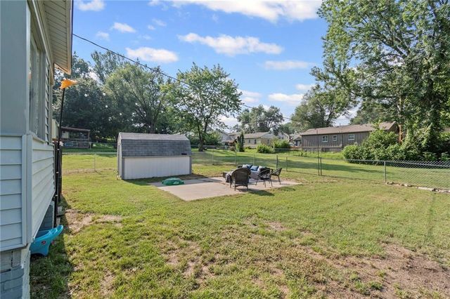 1004 Hickory Street, Excelsior Springs, MO 64024