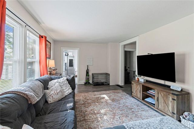 1004 Hickory Street, Excelsior Springs, MO 64024