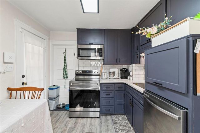 1004 Hickory Street, Excelsior Springs, MO 64024