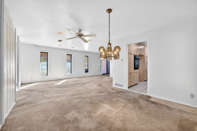 1502 Ventura Ave, Midland, TX 79705