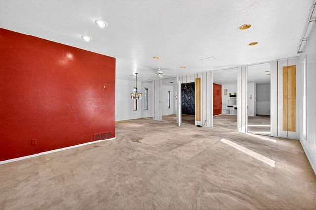 1502 Ventura Ave, Midland, TX 79705