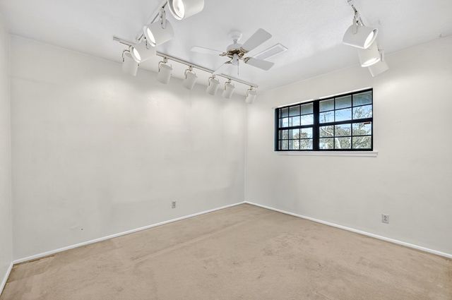 1502 Ventura Ave, Midland, TX 79705