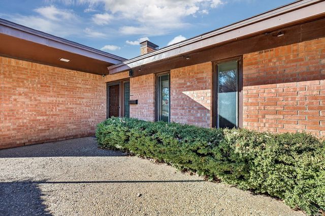 1502 Ventura Ave, Midland, TX 79705