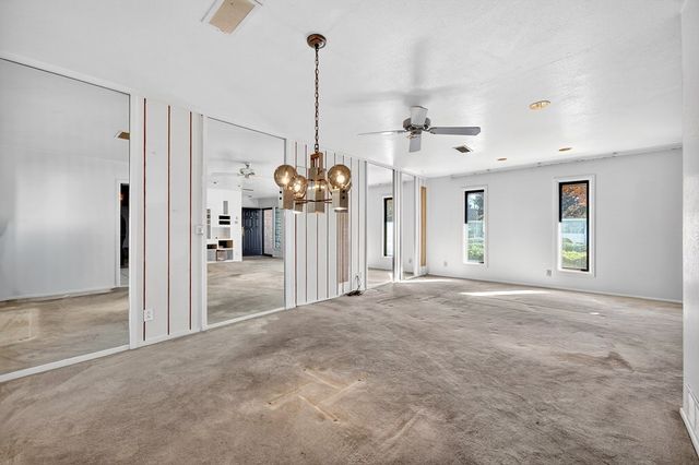 1502 Ventura Ave, Midland, TX 79705