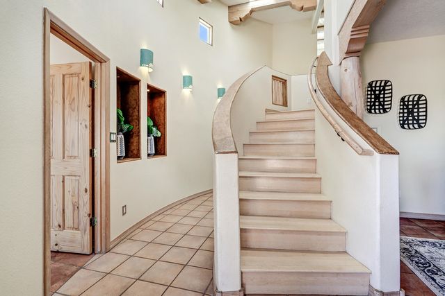 6334 Mojave Street NW, Albuquerque, NM 87120