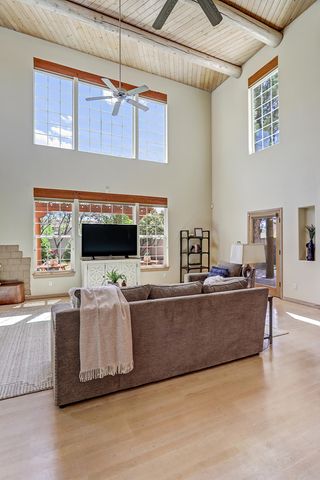 6334 Mojave Street NW, Albuquerque, NM 87120