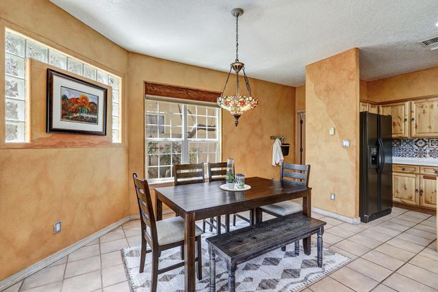 6334 Mojave Street NW, Albuquerque, NM 87120