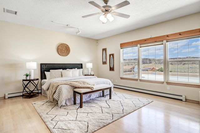 6334 Mojave Street NW, Albuquerque, NM 87120