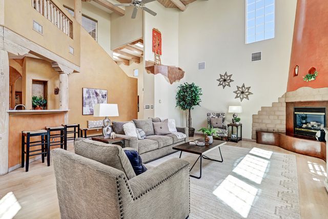 6334 Mojave Street NW, Albuquerque, NM 87120