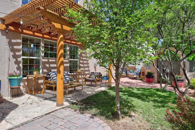 6334 Mojave Street NW, Albuquerque, NM 87120