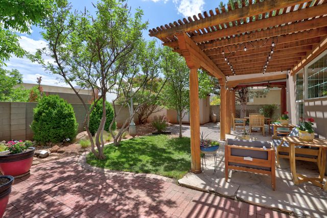 6334 Mojave Street NW, Albuquerque, NM 87120