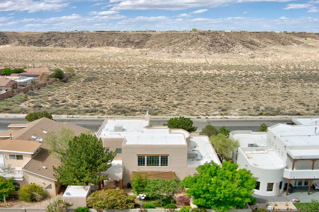 6334 Mojave Street NW, Albuquerque, NM 87120