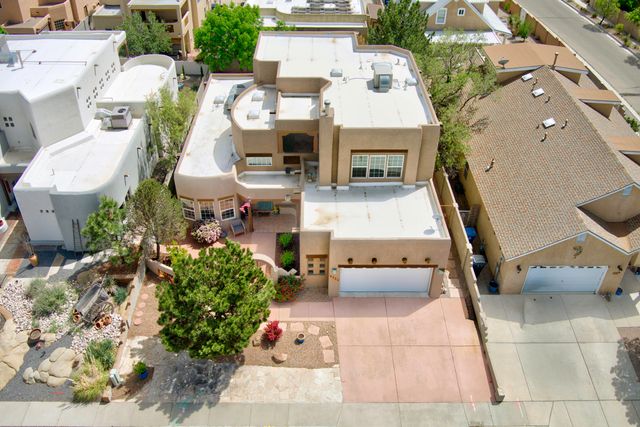 6334 Mojave Street NW, Albuquerque, NM 87120