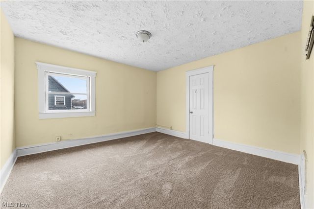 1024 Rex Avenue NE, Canton, OH 44704