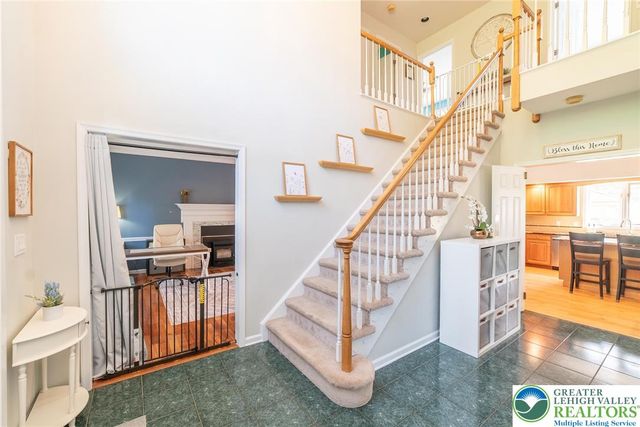 5526 Holiday Drive, Upper Macungie Twp, PA 18104