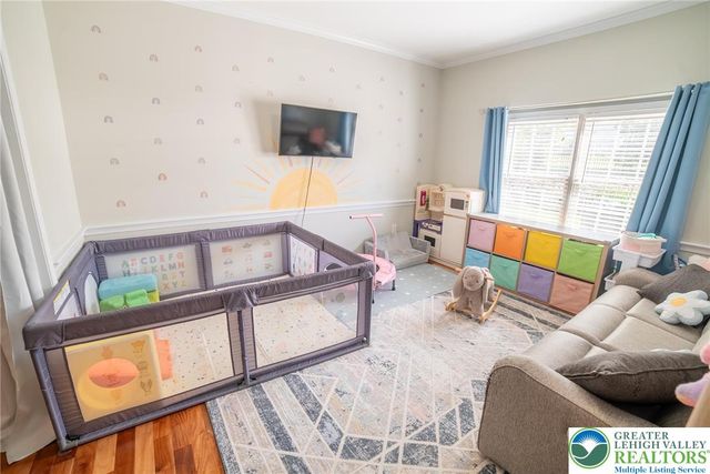 5526 Holiday Drive, Upper Macungie Twp, PA 18104