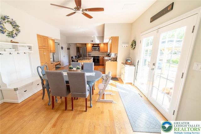 5526 Holiday Drive, Upper Macungie Twp, PA 18104