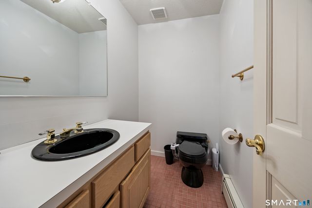 115 Alain White Road, Morris, CT 06763