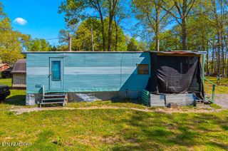 2116 Cox Rd, Dandridge, TN 37725
