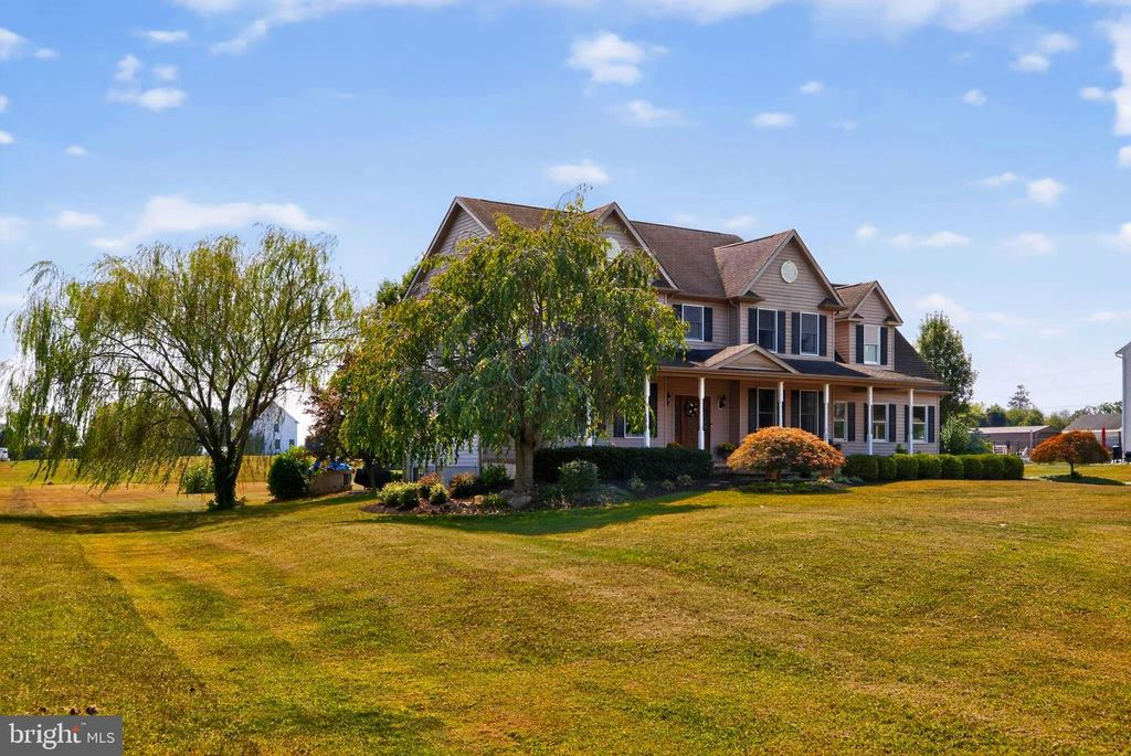 105 CEDAR GROVE RD, Mullica Hill, NJ 08062