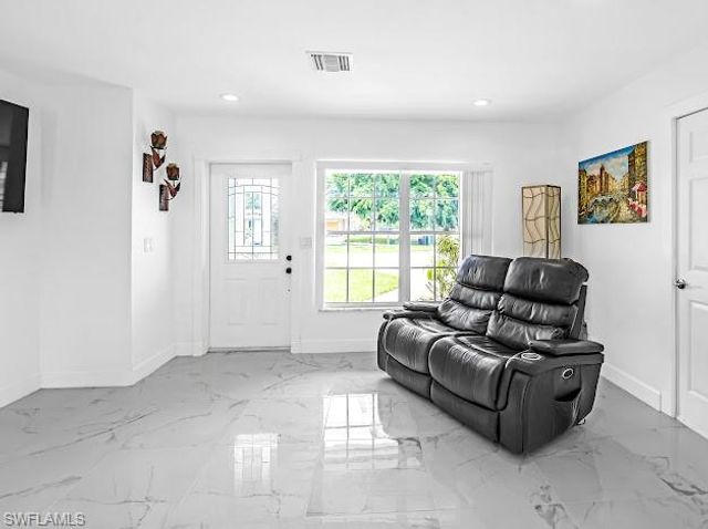 4151 19th CT SW, Naples, FL 34116