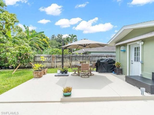 4151 19th CT SW, Naples, FL 34116
