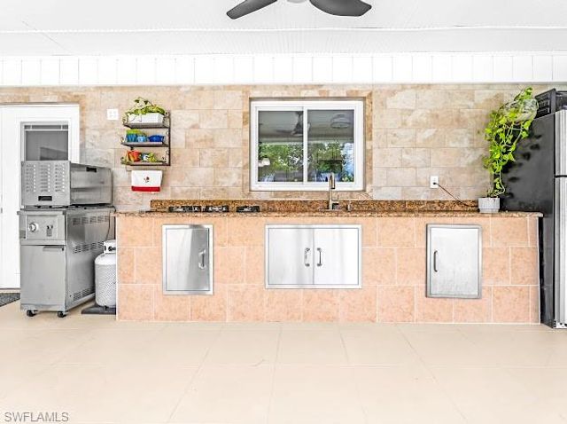 4151 19th CT SW, Naples, FL 34116