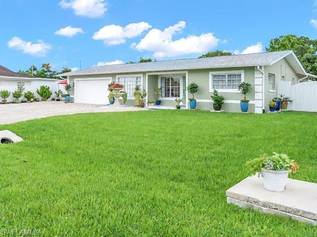 4151 19th CT SW, Naples, FL 34116