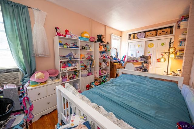 1925 South Park Avenue, Buffalo, NY 14220