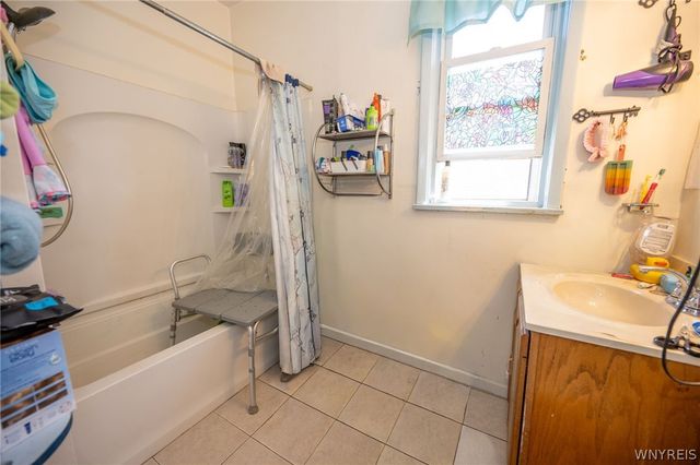 1925 South Park Avenue, Buffalo, NY 14220