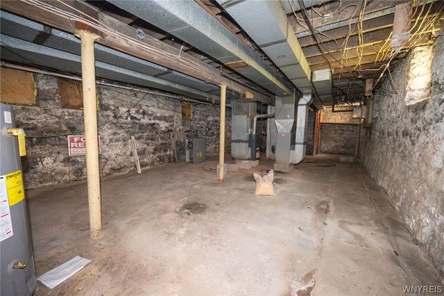 1925 South Park Avenue, Buffalo, NY 14220