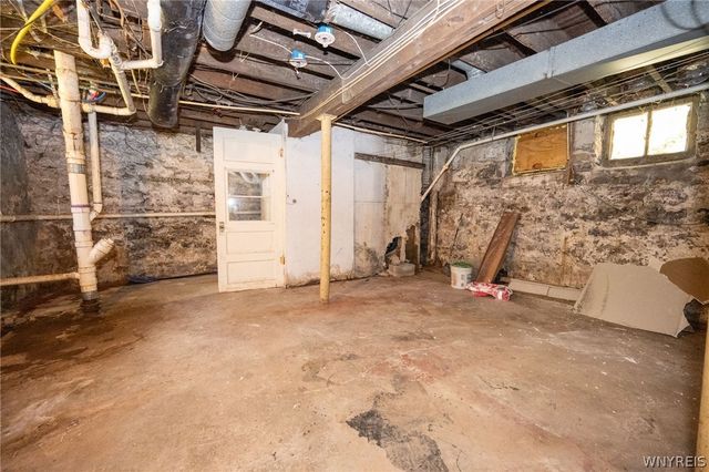 1925 South Park Avenue, Buffalo, NY 14220