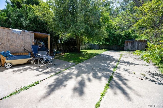1925 South Park Avenue, Buffalo, NY 14220