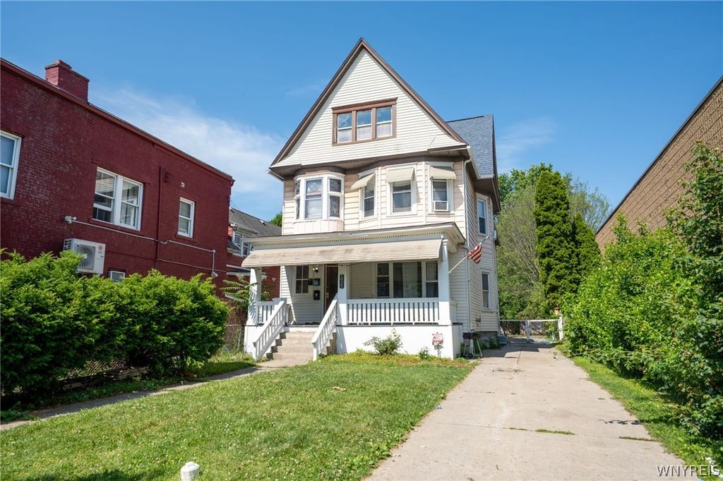 1925 South Park Avenue, Buffalo, NY 14220