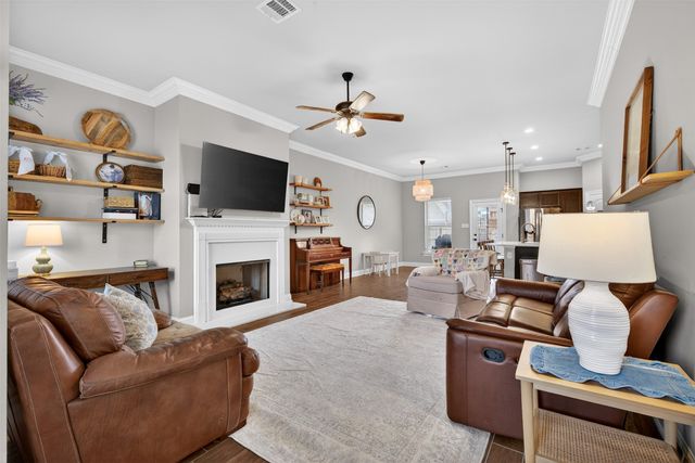 141 Gulfstream, Shreveport, LA 71106