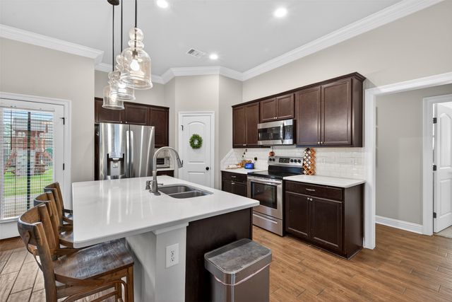 141 Gulfstream, Shreveport, LA 71106