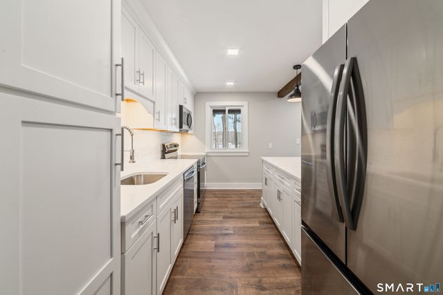 304 Heritage Village B, Southbury, CT 06488