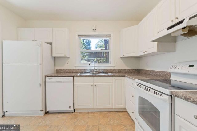 4433 Locksley Road, Tucker, GA 30084