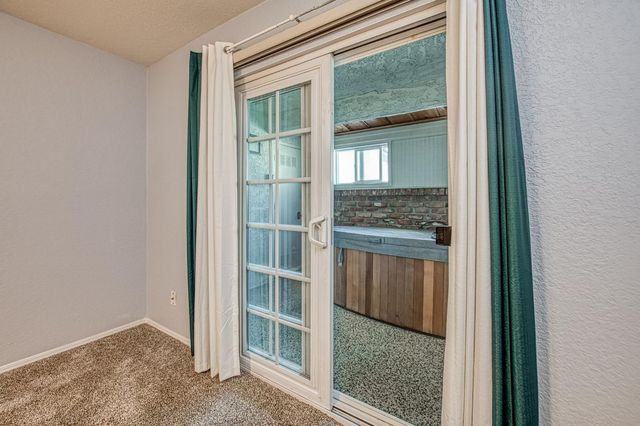 595 Quill Lane, Clovis, CA 93612