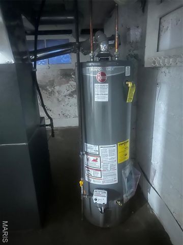 5930 Thekla Avenue, St Louis, MO 63136