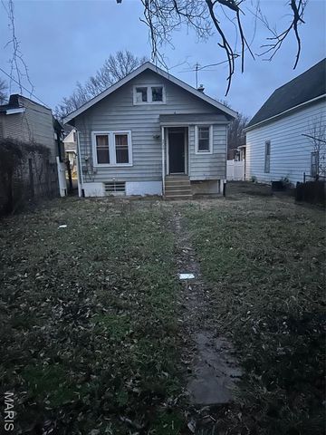 5930 Thekla Avenue, St Louis, MO 63136