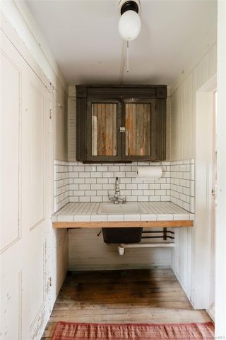 91 Old Hankins Road, Callicoon, NY 12723