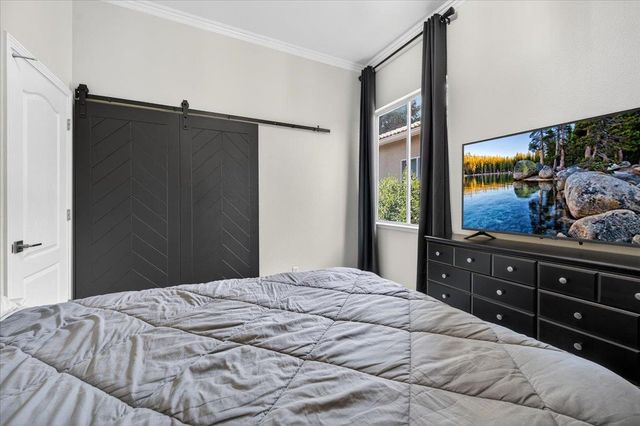 2776 E Muncie, Fresno, CA 93720