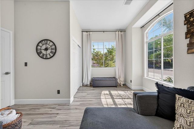 2776 E Muncie, Fresno, CA 93720