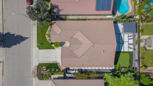 2776 E Muncie, Fresno, CA 93720