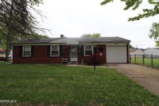 1742 E Benwick Road, Toledo, OH 43613