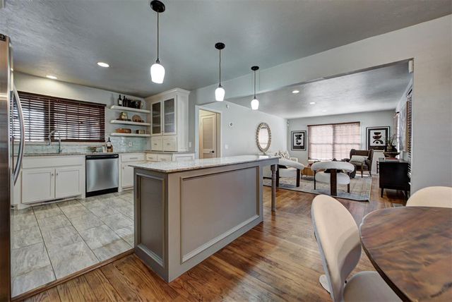 10005 Sunnymeade Place, Oklahoma City, OK 73120