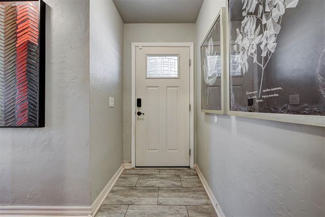 10005 Sunnymeade Place, Oklahoma City, OK 73120