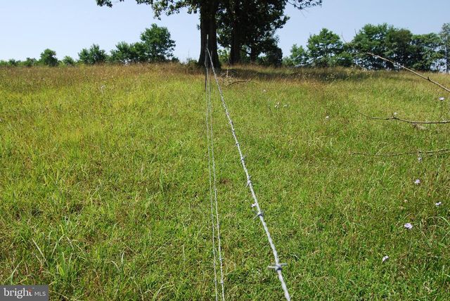 220 STOTELMYER LN, Martinsburg, WV 25405